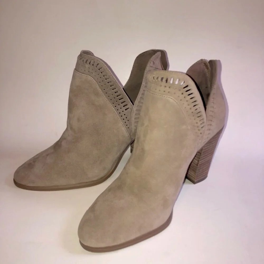 Vince Camuto Fileana French Taupe Split Shaft Laser Cut Out Ankle Boots